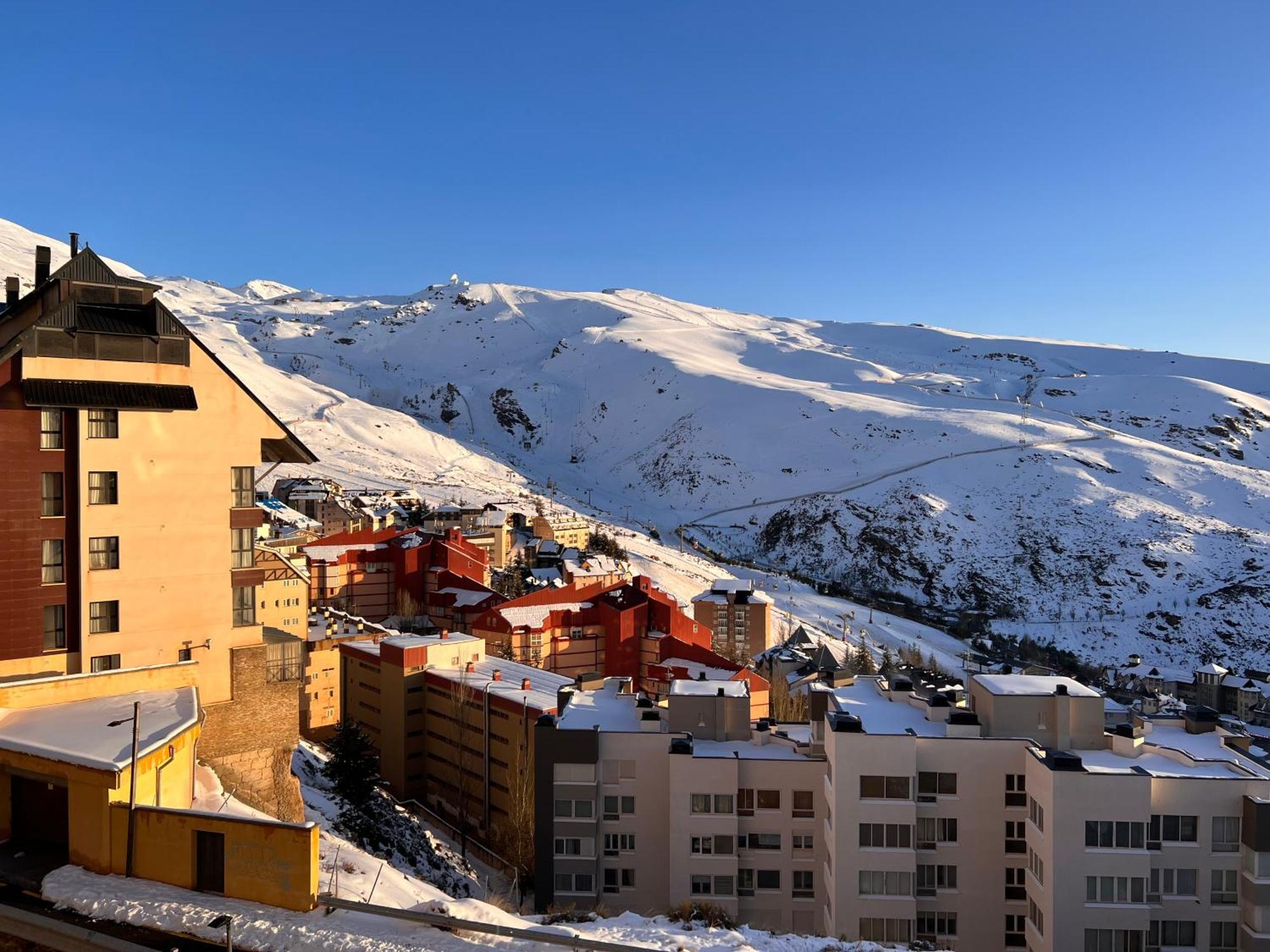 Sierra Nevada Apartamento, Ideal Para Grupos, Aparcamiento En La Puerta Y Con Impresionantes Vistas Ngoại thất bức ảnh